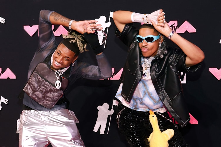TXT부터 도자 캣까지, 2023 MTV VMA 레드 카펫 스타일 살펴보기