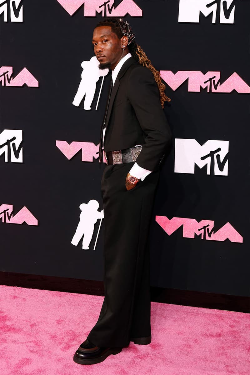 TXT부터 도자 캣까지, 2023 MTV VMA 레드 카펫 스타일 살펴보기