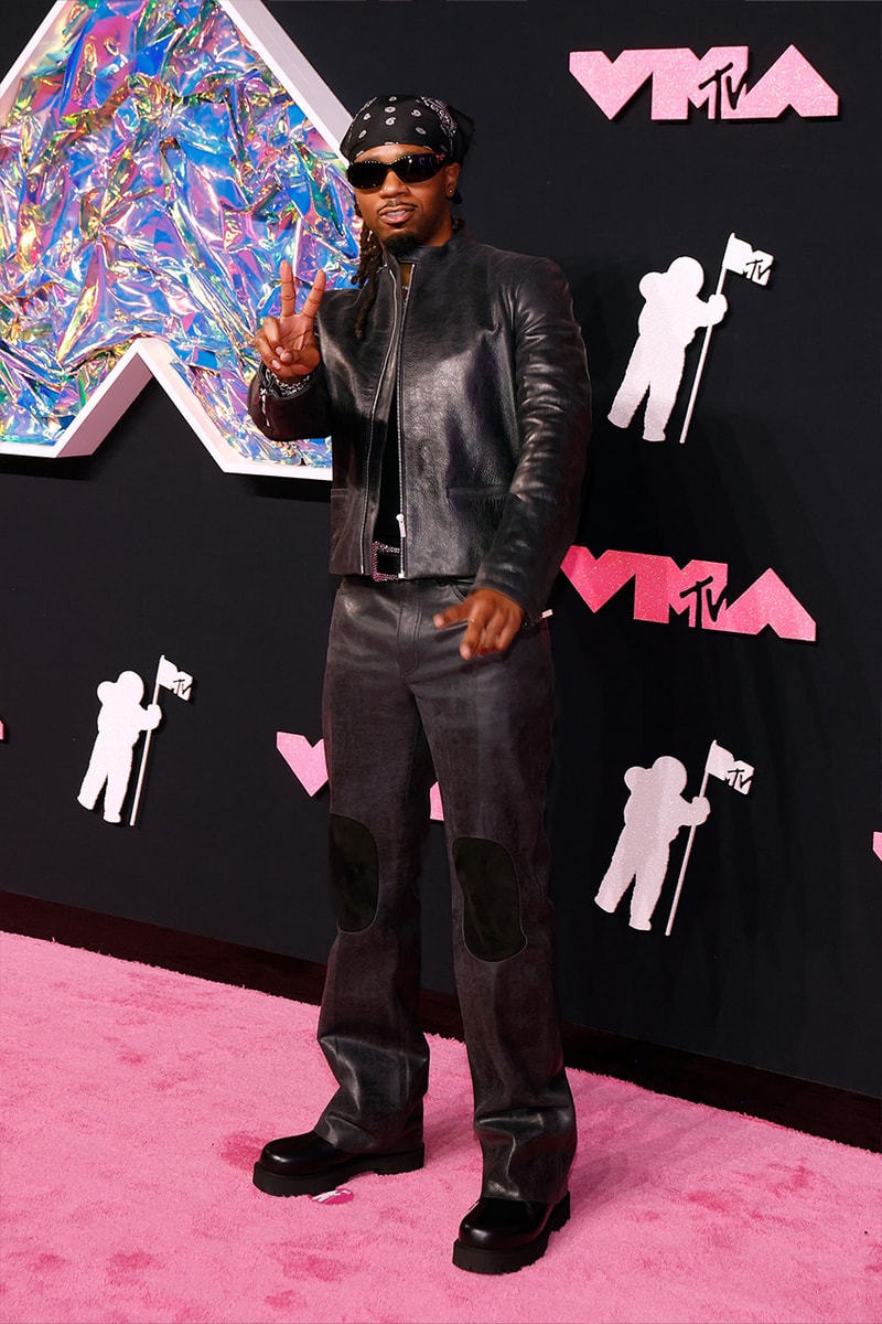 TXT부터 도자 캣까지, 2023 MTV VMA 레드 카펫 스타일 살펴보기