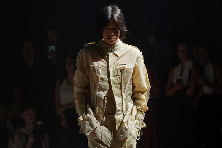 진흙탕에서 펼쳐진 엘레나 벨레즈 2024 봄, 여름 컬렉션 살펴보기