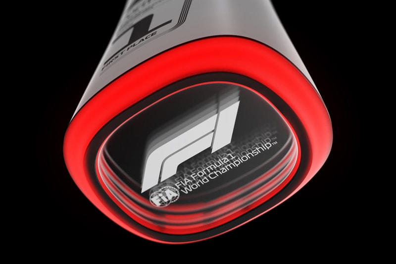 F1 ‘일본 그랑프리’ 트로피, 입맞춤으로 작동된다, 포뮬라 1, F1, Kiss Activated F1 Trophy, 스피드 레이싱, 카레이서, 포뮬라 1 생중계, 2023 F1
