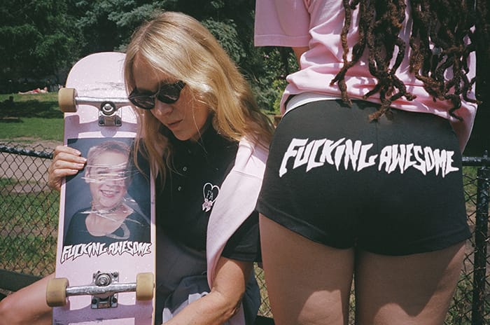 퍼킹 어썸 x 클로에 세비니 캡슐 컬렉션 출시 정보