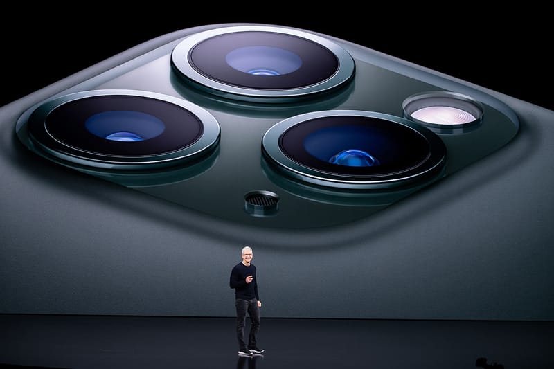 아이폰 15 시리즈의 목업 이미지가 공개됐다