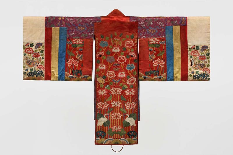 RM 기부로 복원한 조선시대 혼례복, 국내에 전시된다