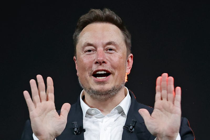 일론 머스크가 ‘X’ 유저에게 월 사용료를 부과한다?