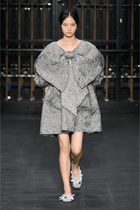 시몬 로샤, 2024 SS 컬렉션 공개, Simone Rocha, 로샤, 로샤스