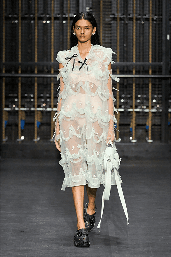 시몬 로샤, 2024 SS 컬렉션 공개, Simone Rocha, 로샤, 로샤스