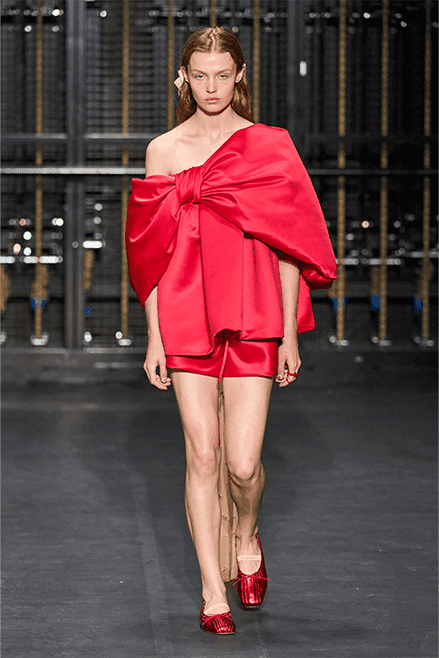 시몬 로샤, 2024 SS 컬렉션 공개, Simone Rocha, 로샤, 로샤스