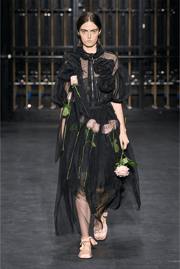 시몬 로샤, 2024 SS 컬렉션 공개, Simone Rocha, 로샤, 로샤스