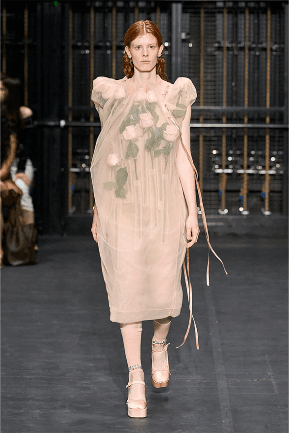시몬 로샤, 2024 SS 컬렉션 공개, Simone Rocha, 로샤, 로샤스