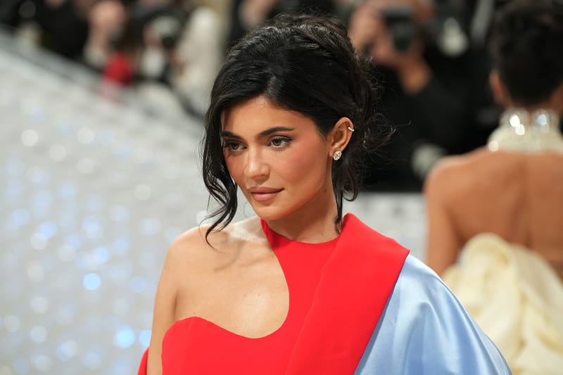 카일리 제너, 신규 의류 브랜드 khy 공개