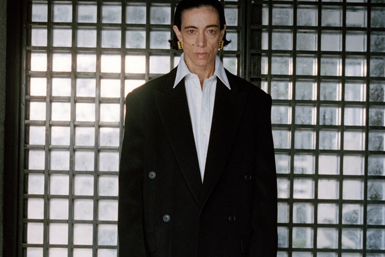 피비 파일로의 첫 컬렉션 살펴보기