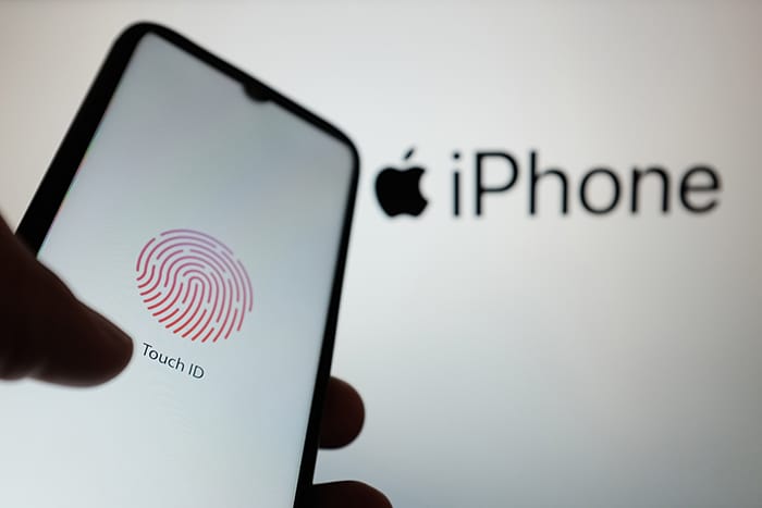 애플 아이폰 16, 터치 ID 부활 안 한다?