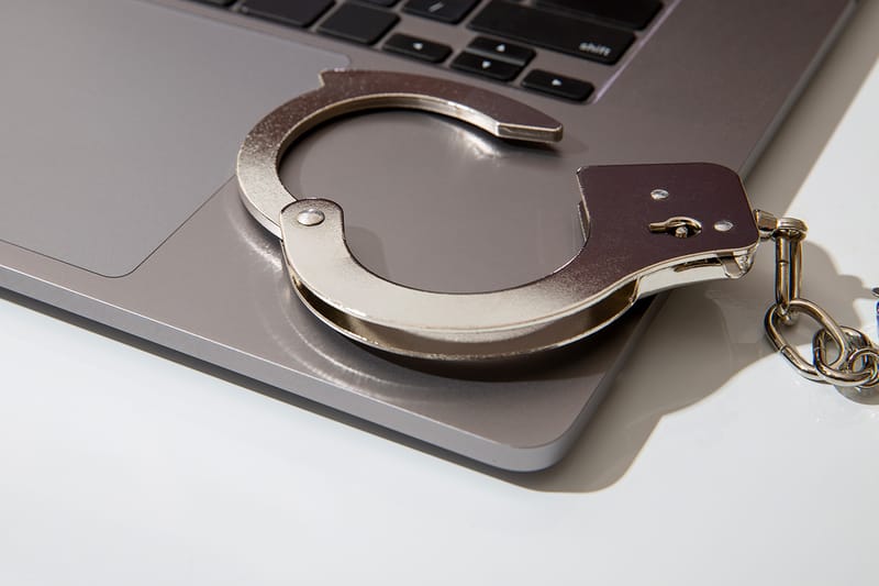 게임 핵 이용자들을 처벌하는 핵 이용자 처벌법이 발의됐다