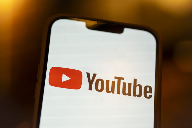 한국인의 유튜브 사용 시간이 월간 기준 1천억 분을 넘었다