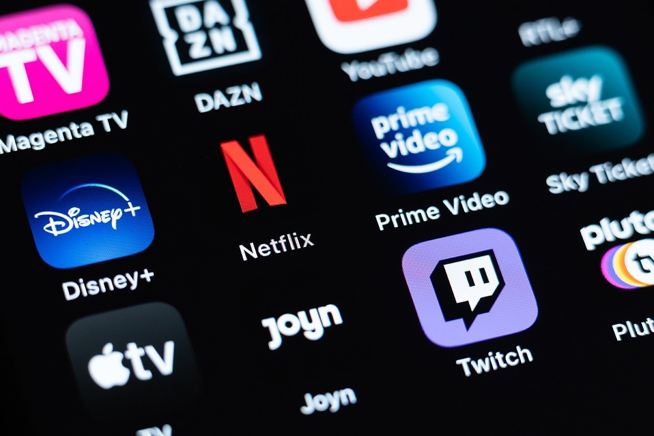 넷플릭스, 국내에서도 계정 공유에 대한 추가 요금 부과한다, netflix, 영화, ott, 엔터테인먼트, 영상 플랫폼
