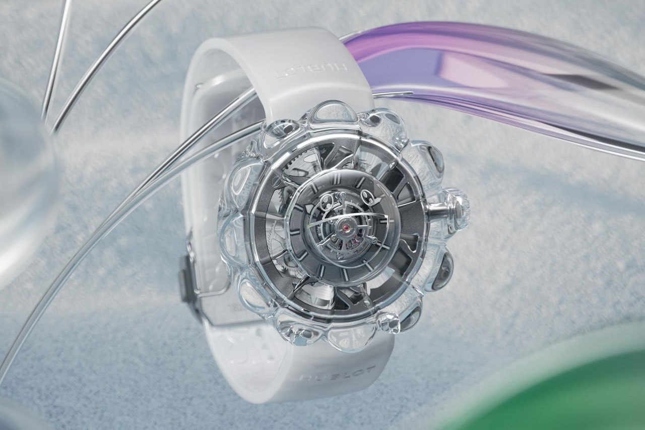 50점 한정으로 제작된 무라카미 다카시 x 위블로 MP-15 시계가 공개됐다, takashipom, hublot, 위블로, 타카시 무라카미, 케이스백, 클리어 시계, 스켈레톤 시계