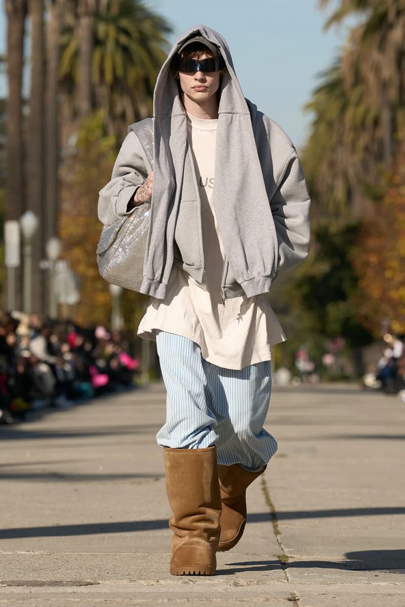 발렌시아가, 2024 프리폴 컬렉션 공개, balenciaga, pre fall, collection, bb, 에레원, 10xl 스니커, 발렌시아가 3xl 스니커, 발렌시아가 신발, 발렌시아가 스니커즈