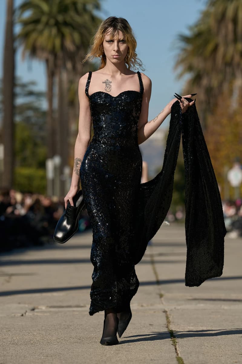 발렌시아가, 2024 프리폴 컬렉션 공개, balenciaga, pre fall, collection, bb, 에레원, 10xl 스니커, 발렌시아가 3xl 스니커, 발렌시아가 신발, 발렌시아가 스니커즈