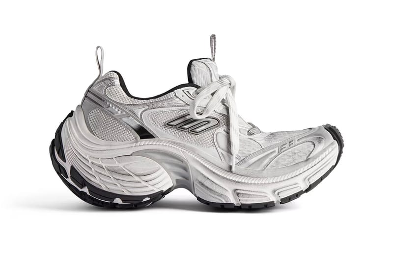 발렌시아가 10XL 스니커의 상세 정보가 공개됐다