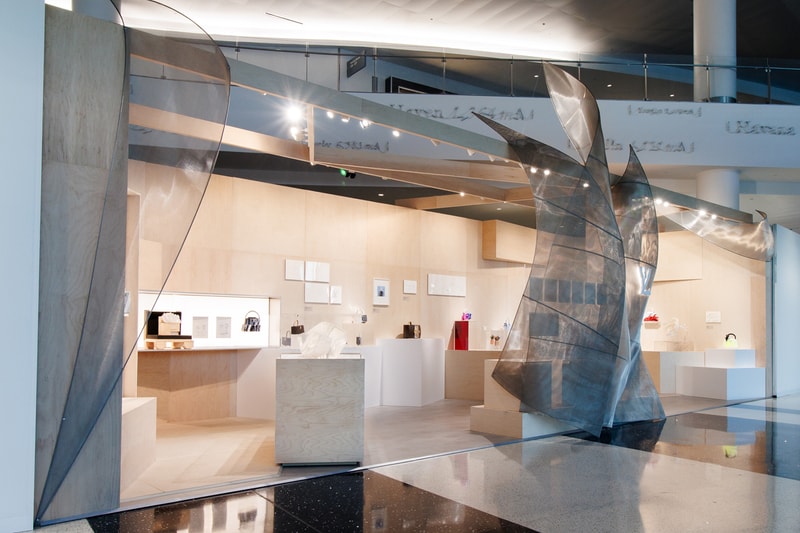 프랭크 게리가 디자인한 루이 비통 핸드백 컬렉션 살펴보기, frank gehry, art basel miami, 루이 비통 한정판, 한정판 핸드백, 익스클루시브 루이 비통