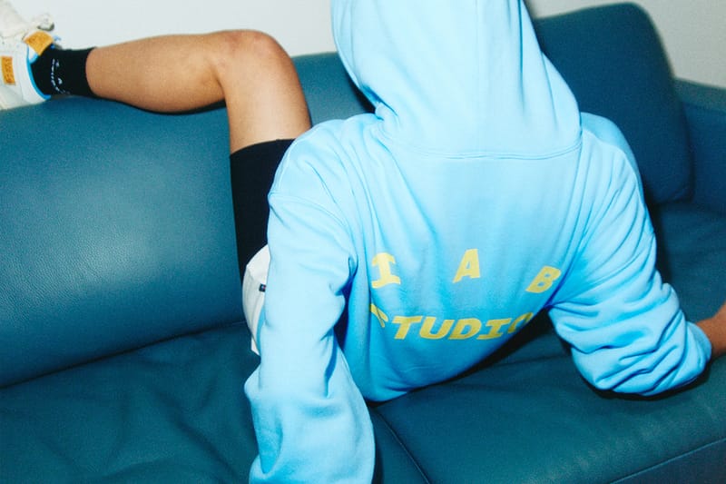 아이앱 스튜디오, 2023년의 마지막 캡슐 컬렉션 룩북 공개