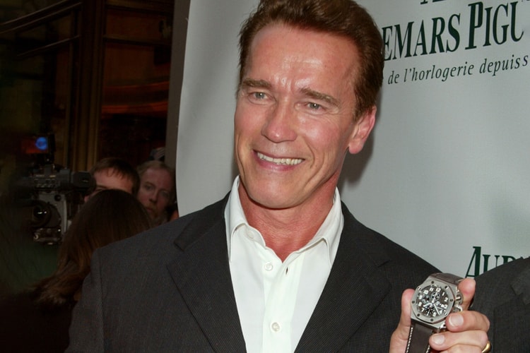 아놀드 슈왈제네거, 오데마 피게 손목시계로 인해 공항에 억류됐다