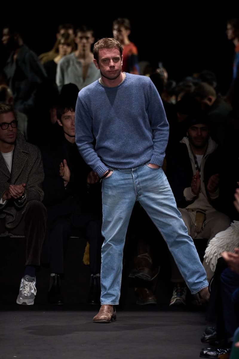 JW 앤더슨 2024 FW 컬렉션 ‘Eye Wide Shut’ 공개,