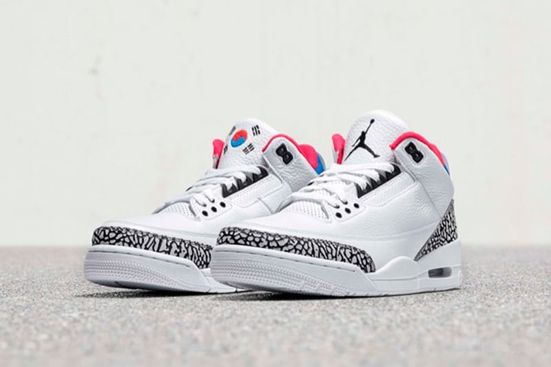 트래비스 스콧이 에어 조던 3 ‘서울’을 설명하는 모습이 포착됐다?