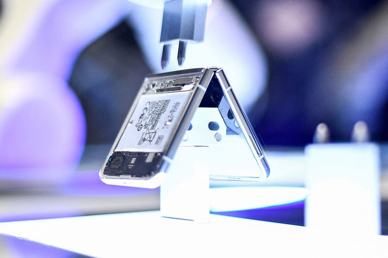 애플이 폴더형 스마트폰을 개발 중이다?