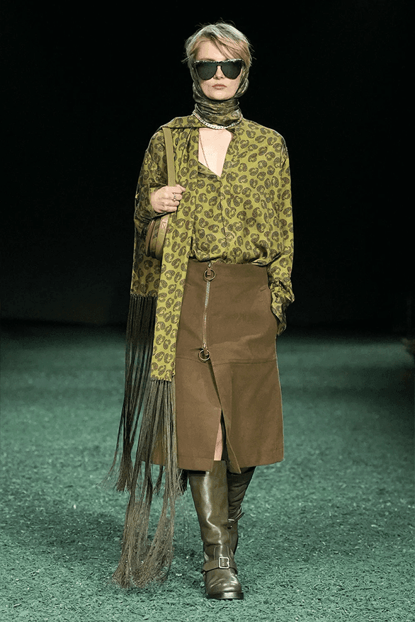 영국의 자연환경을 반영한 버버리 2024 FW 컬렉션 런웨이, 다니엘 리, 런던 패션위크