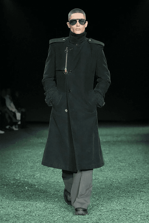 영국의 자연환경을 반영한 버버리 2024 FW 컬렉션 런웨이, 다니엘 리, 런던 패션위크