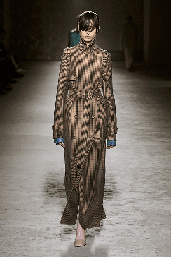 드리스 반 노튼 2024 FW 컬렉션 공개, 파리 패션위크