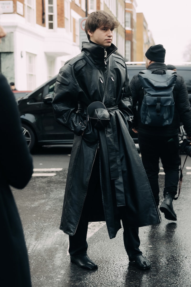 ‘하입비스트’ 포착, 2024 FW 런던 패션위크 스트리트 스타일, hypebeast, streetstyle, streetsnap, 런던 패션, 버버리, 시몬 로샤, jw 앤더슨, 영국 패션