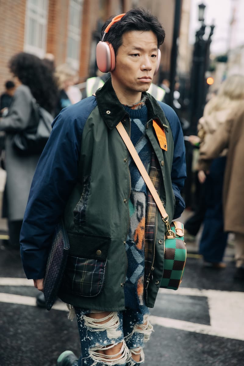 ‘하입비스트’ 포착, 2024 FW 런던 패션위크 스트리트 스타일, hypebeast, streetstyle, streetsnap, 런던 패션, 버버리, 시몬 로샤, jw 앤더슨, 영국 패션