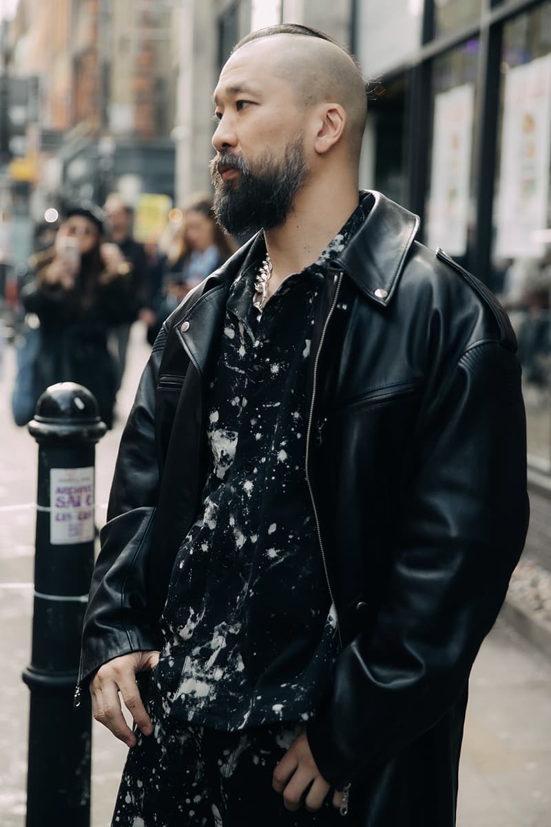 ‘하입비스트’ 포착, 2024 FW 런던 패션위크 스트리트 스타일, hypebeast, streetstyle, streetsnap, 런던 패션, 버버리, 시몬 로샤, jw 앤더슨, 영국 패션