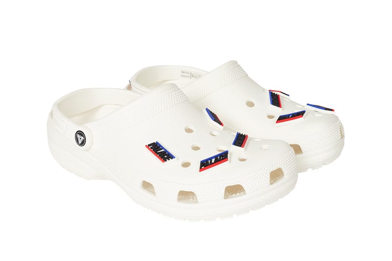 팔라스 협업 크록스가 출시된다