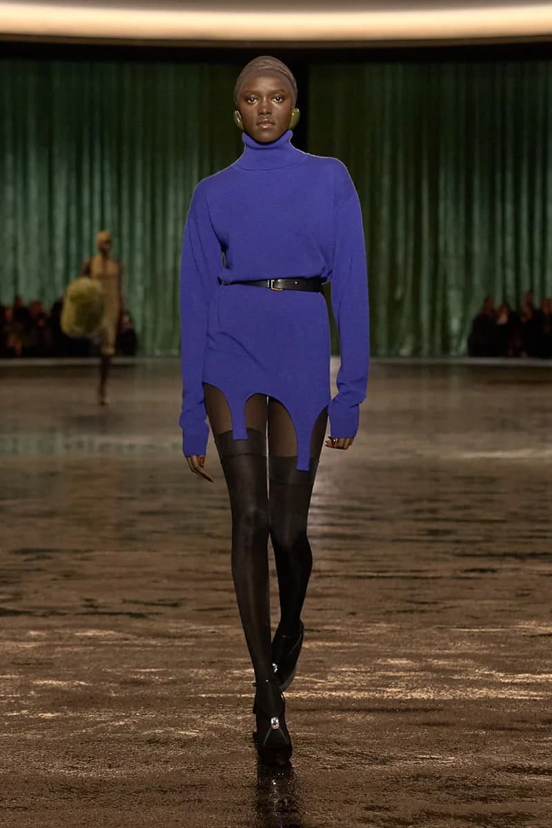 생 로랑, 2024 FW 여성복 컬렉션 공개, saint laurent, saint laurent shoes, 생로랑, 입생로랑, YSL, 안토니 바카렐로, 생로랑 로제, ysl rose, 블랙핑크 로제, blackpink rose, rose campaign, 로제 화보