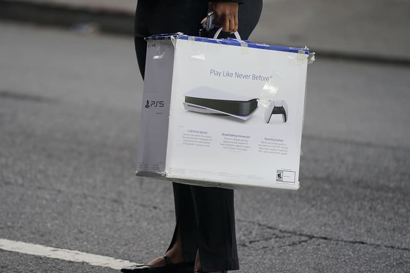 소니, 2024년에 새로운 플레이스테이션 기기 출시한다?, 플스, PS5, 엑스박스, 콘솔게임