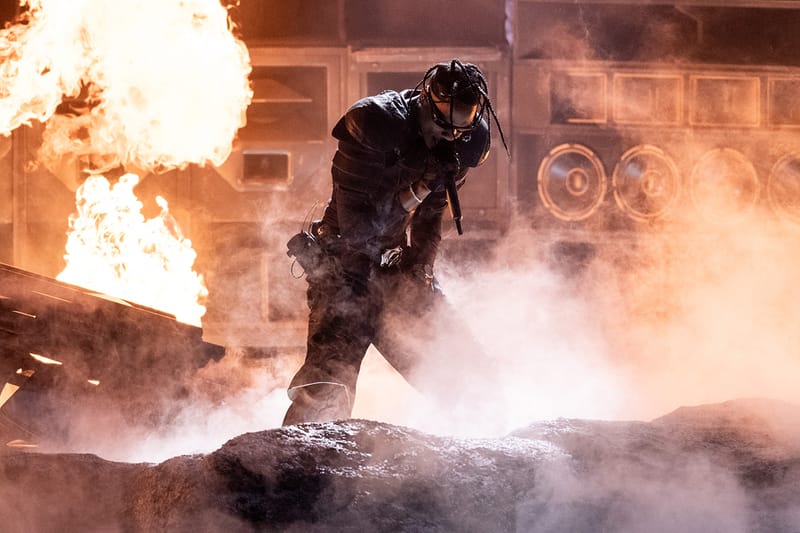 트래비스 스콧 x 플레이보이 카르티 x 나이키 제품이 공개됐다?