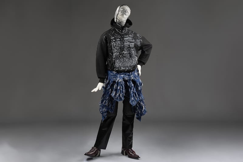 브랜드의 아카이브를 재해석한, 준태킴 아티셔널 트롱프뢰유 머천다이즈 출시