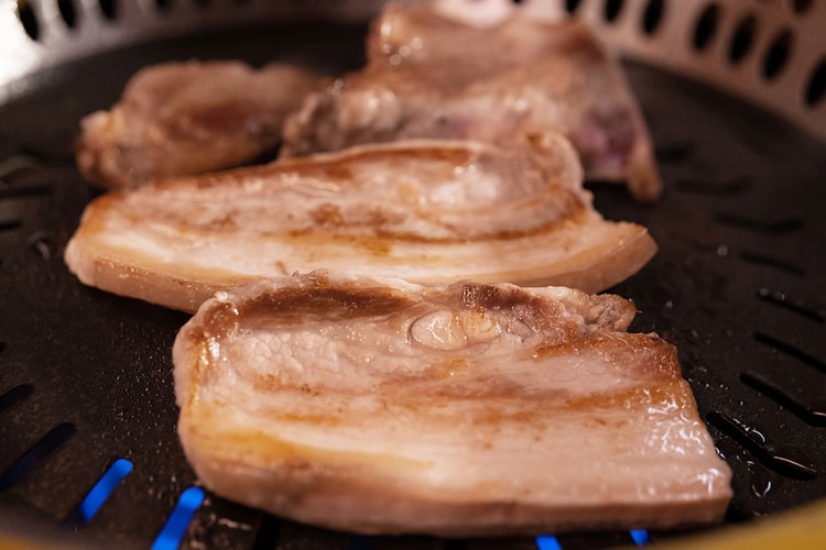 우리나라 국민 1인당 육류 소비량이 60kg 넘는다