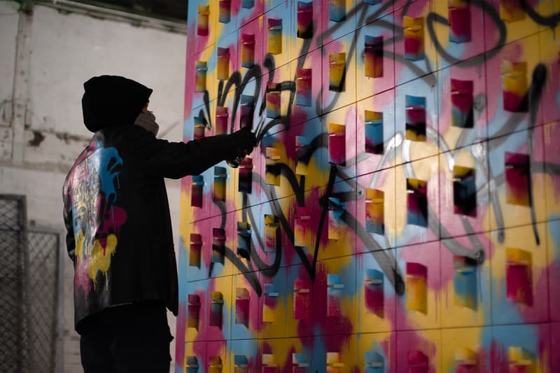 그래피티의 캔버스가 된 1백 개의 십자가 mosery graffiti artist leodav easter edition