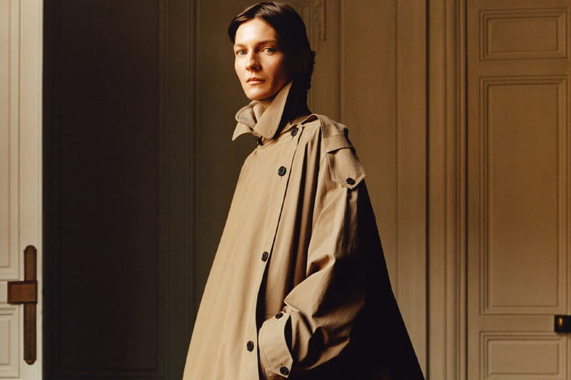 패션쇼 현장 촬영을 금지한 더 로우 2024 FW 컬렉션의 이미지가 공개됐다