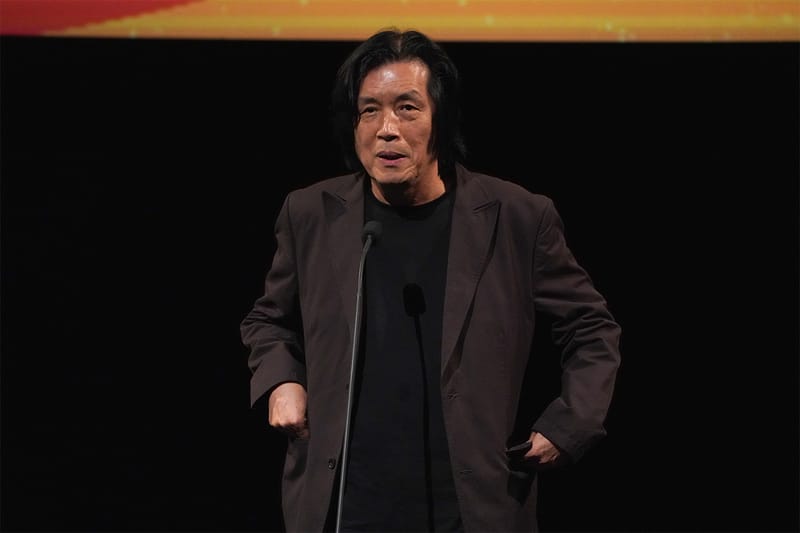 이창동 감독이 신작 두 개에 관한 내용을 공개했다