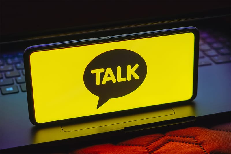 카카오톡 이용자 수가 최근 급감한 원인은?