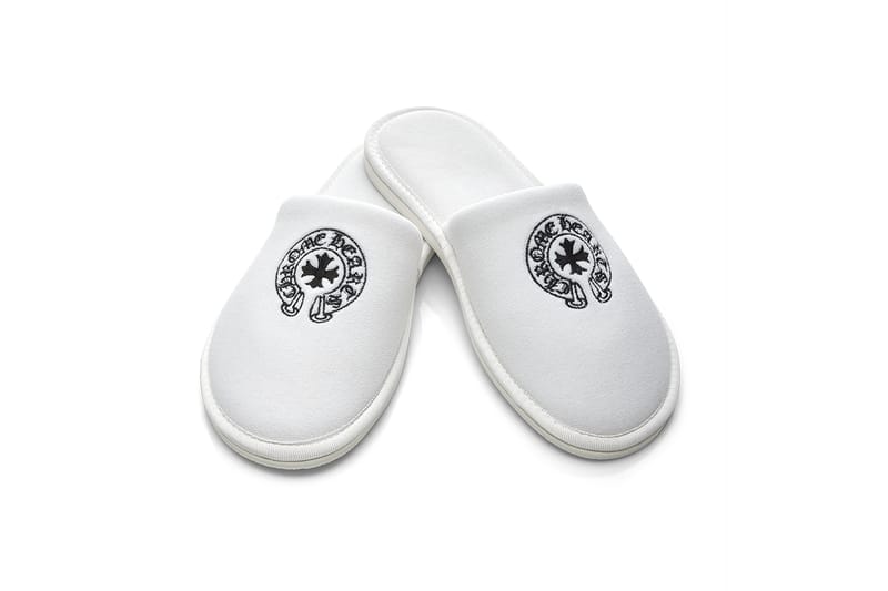 크롬 하츠가 호텔 슬리퍼를 출시했다