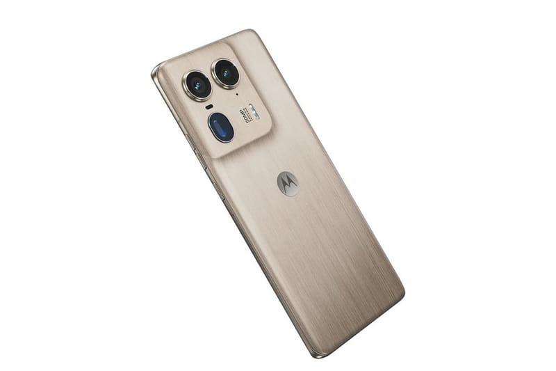 모토로라, 목재가 사용된 스마트폰 ‘엣지 50 울트라’ 공개