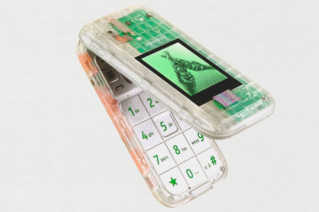 하이네켄, 보데가, HMD의 삼자 협업으로 탄생한 피처폰 ‘더 보어링 폰’ 살펴보기