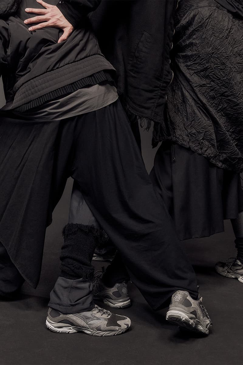 슬로우 스테디 클럽 x 미즈노 웨이브 라이더 10 공개, slow steady club, slowsteadyclub, 슬로우스테디클럽, mizno, 미즈노, wave rider 10, wave rider 10 sneakers, 웨이브 라이더 10 스니커, 미즈노 웨이브 라이더